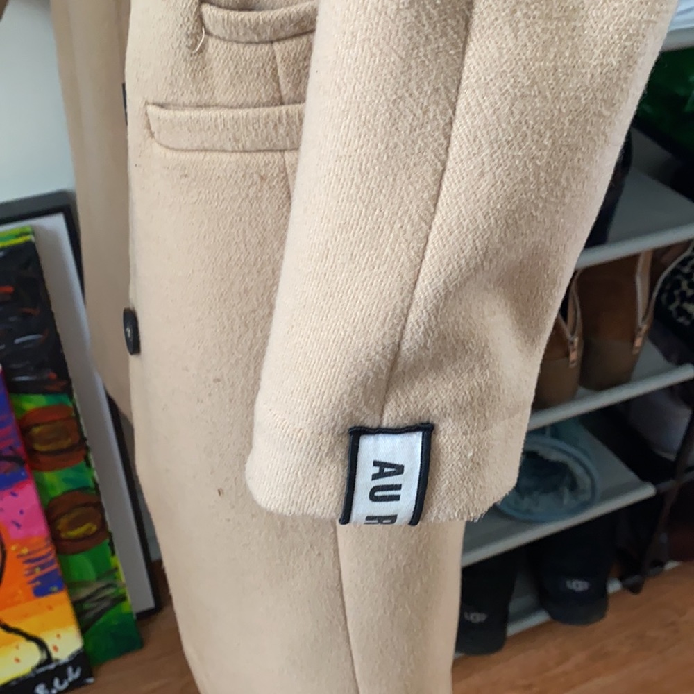 Coat - Picture 3 of 4